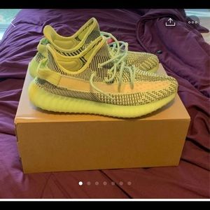 Adidas Yeezy boost 350 v2 yeezreel
